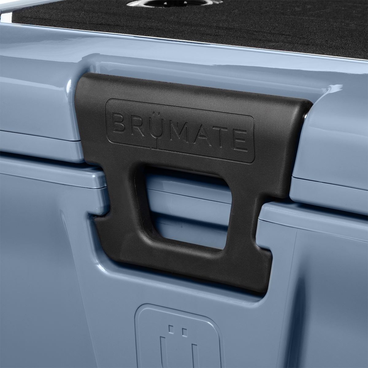 brutank-20qt-c6 BruTank-20-Denim-Latch.png